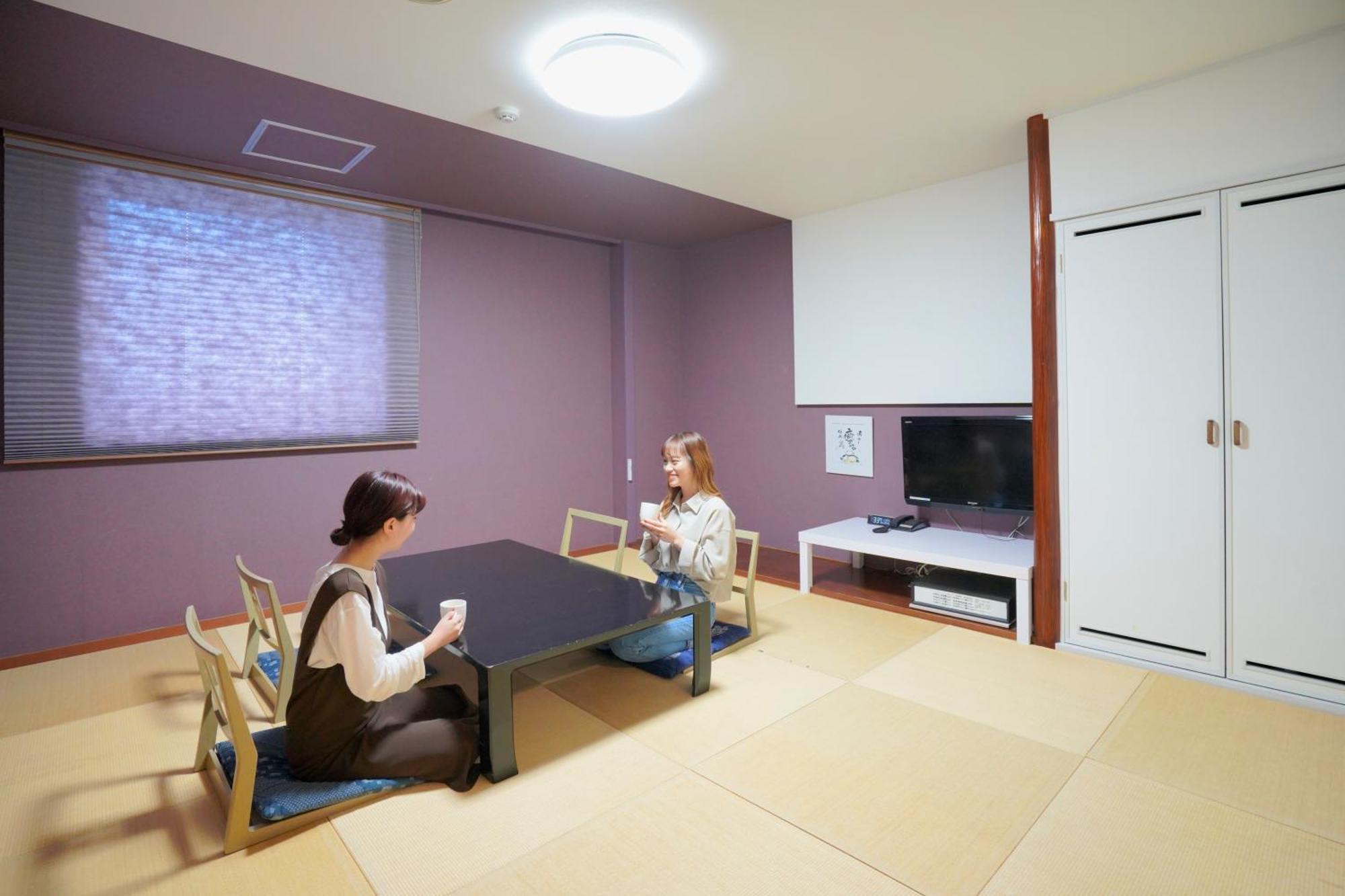 Hotel Naturwald Nakafurano Стая снимка